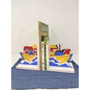 1995 Sassafras | Noah’s Ark Bookends | Zoo Kids Nursery Décor